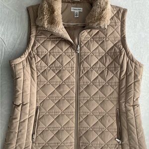 Calvin Klein Women's Beige Quilted Vest with Faux Fur Collar